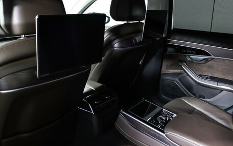 Audi A8, 2022 год, 13 000 000 рублей, 31 фотография