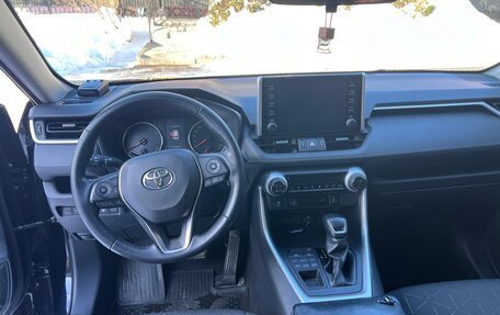 Toyota RAV4, 2019 год, 2 999 000 рублей, 16 фотография
