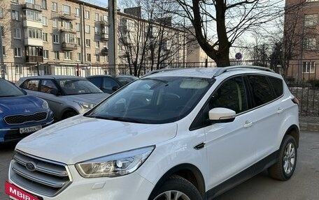 Ford Kuga III, 2018 год, 1 700 000 рублей, 2 фотография