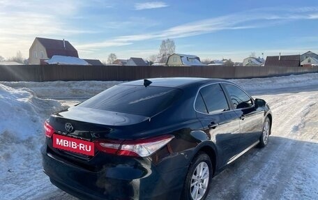 Toyota Camry, 2020 год, 3 100 000 рублей, 5 фотография