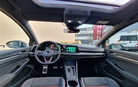 Volkswagen Golf GTI, 2022 год, 4 200 000 рублей, 10 фотография