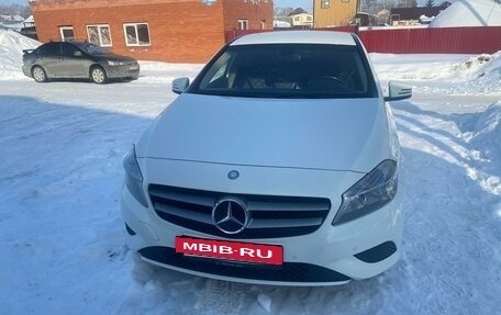 Mercedes-Benz A-Класс, 2013 год, 1 245 000 рублей, 4 фотография