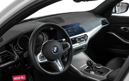 BMW 3 серия, 2020 год, 4 900 000 рублей, 16 фотография