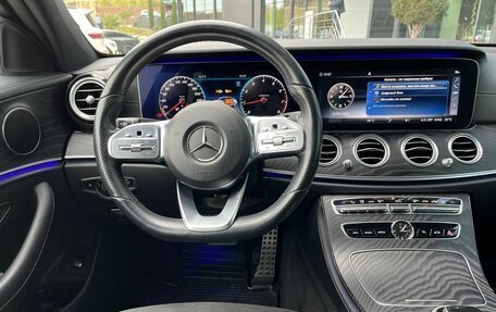 Mercedes-Benz E-Класс, 2019 год, 3 955 000 рублей, 25 фотография