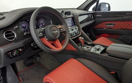 Bentley Bentayga I, 2023 год, 46 990 000 рублей, 9 фотография