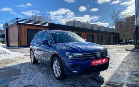 Volkswagen Tiguan II, 2018 год, 3 100 000 рублей, 5 фотография