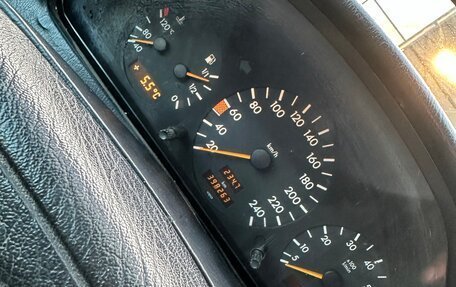 Mercedes-Benz C-Класс, 1993 год, 299 000 рублей, 18 фотография