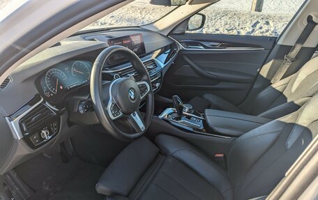 BMW 5 серия, 2019 год, 3 149 000 рублей, 14 фотография