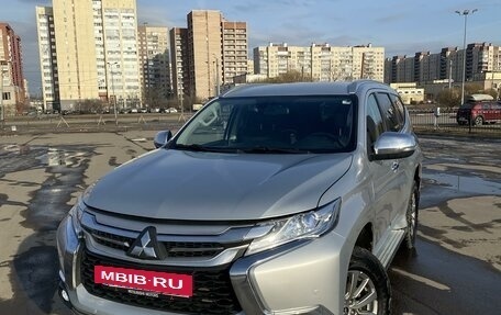 Mitsubishi Pajero Sport III рестайлинг, 2018 год, 3 490 000 рублей, 8 фотография