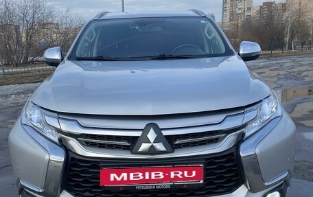 Mitsubishi Pajero Sport III рестайлинг, 2018 год, 3 490 000 рублей, 15 фотография