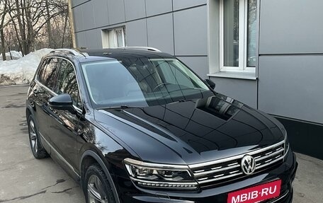 Volkswagen Tiguan II, 2018 год, 2 700 000 рублей, 7 фотография
