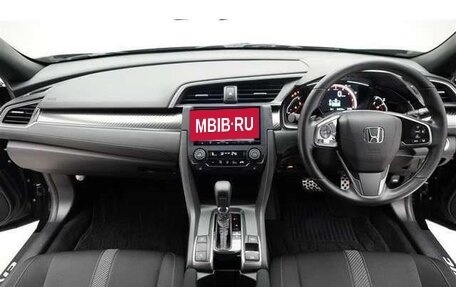 Honda Civic IX, 2019 год, 1 450 000 рублей, 10 фотография