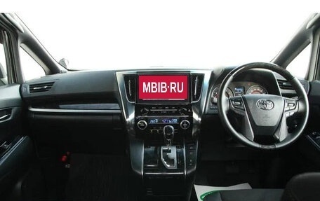 Toyota Alphard III, 2019 год, 3 120 000 рублей, 3 фотография