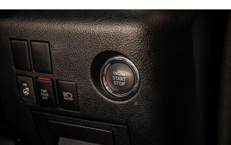 Toyota Alphard III, 2020 год, 3 420 000 рублей, 17 фотография