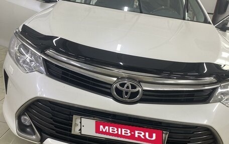 Toyota Camry, 2017 год, 2 300 000 рублей, 10 фотография