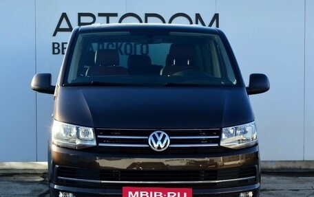 Volkswagen Caravelle T6 рестайлинг, 2015 год, 3 699 000 рублей, 8 фотография