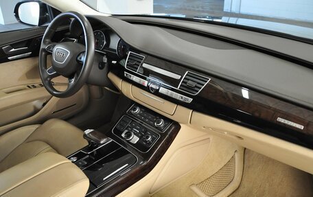 Audi A8, 2012 год, 1 550 000 рублей, 5 фотография