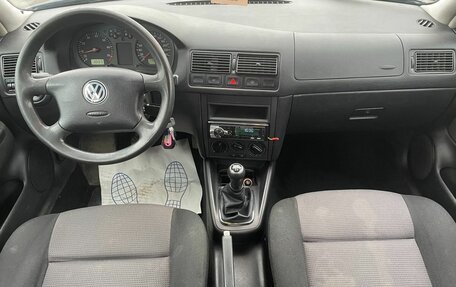 Volkswagen Golf IV, 2001 год, 329 000 рублей, 10 фотография