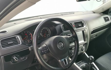 Volkswagen Jetta VI, 2013 год, 1 100 000 рублей, 16 фотография