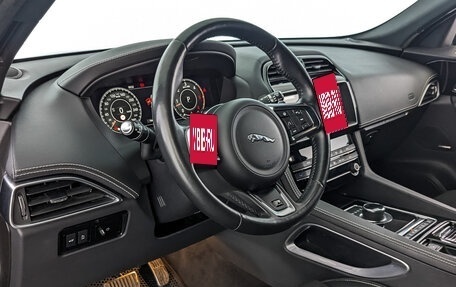 Jaguar F-Pace, 2019 год, 4 945 000 рублей, 21 фотография