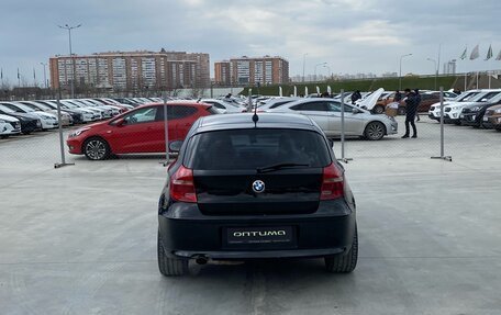 BMW 1 серия, 2011 год, 999 000 рублей, 6 фотография