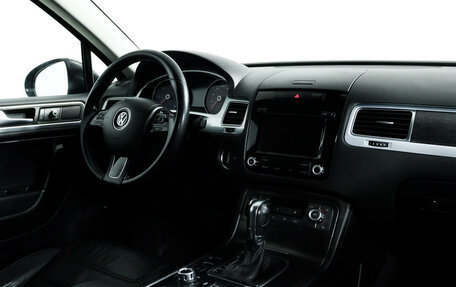 Volkswagen Touareg III, 2012 год, 2 680 000 рублей, 9 фотография