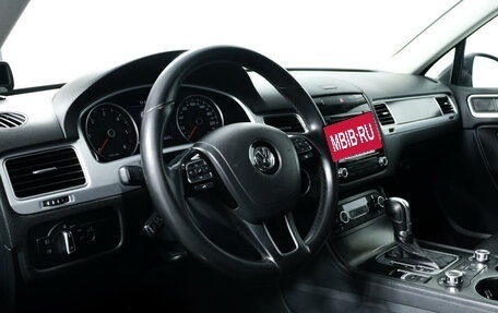 Volkswagen Touareg III, 2012 год, 2 680 000 рублей, 13 фотография