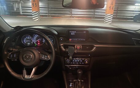 Mazda 6, 2017 год, 2 050 000 рублей, 11 фотография