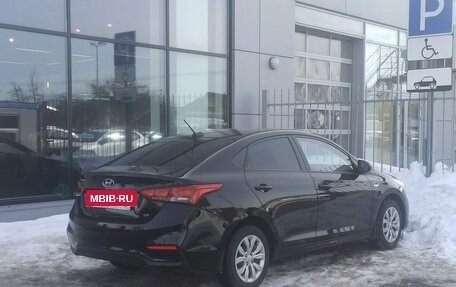 Hyundai Solaris II рестайлинг, 2018 год, 1 289 000 рублей, 2 фотография