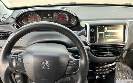 Peugeot 208 II, 2013 год, 720 000 рублей, 15 фотография