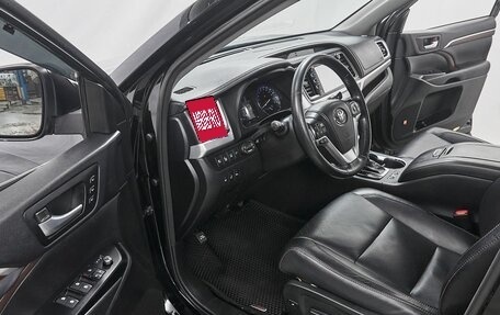 Toyota Highlander III, 2014 год, 3 289 000 рублей, 9 фотография