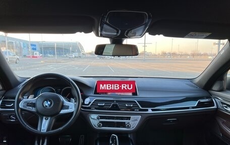 BMW 7 серия, 2018 год, 5 000 000 рублей, 30 фотография