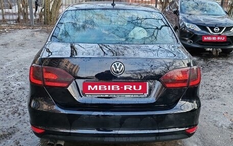 Volkswagen Jetta VI, 2013 год, 1 100 000 рублей, 2 фотография