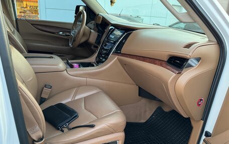Cadillac Escalade IV, 2016 год, 4 750 000 рублей, 19 фотография