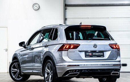Volkswagen Tiguan II, 2019 год, 3 449 000 рублей, 4 фотография