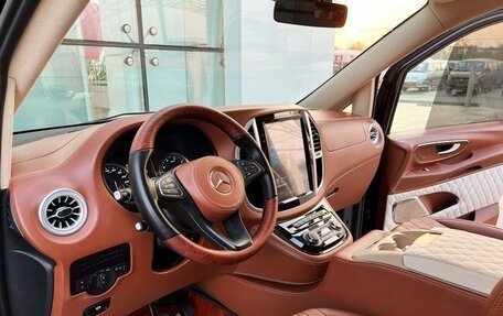 Mercedes-Benz Vito, 2020 год, 7 010 000 рублей, 11 фотография