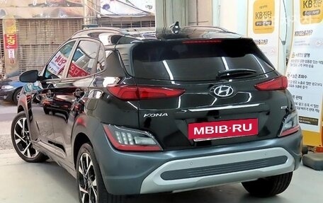 Hyundai Kona I, 2021 год, 1 520 000 рублей, 4 фотография