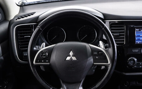 Mitsubishi Outlander III рестайлинг 3, 2013 год, 1 799 000 рублей, 12 фотография