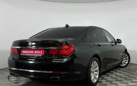 BMW 7 серия, 2013 год, 2 850 000 рублей, 2 фотография