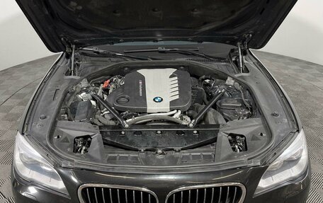 BMW 7 серия, 2013 год, 2 850 000 рублей, 10 фотография