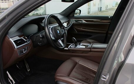 BMW 7 серия, 2020 год, 8 250 000 рублей, 15 фотография