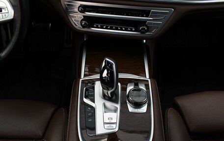 BMW 7 серия, 2020 год, 8 250 000 рублей, 13 фотография