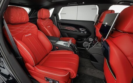 Bentley Bentayga I, 2024 год, 53 000 000 рублей, 9 фотография