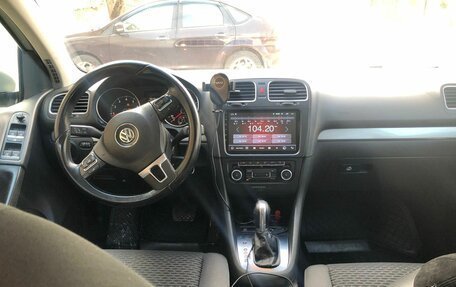 Volkswagen Golf VI, 2011 год, 100 035 рублей, 2 фотография