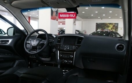 Nissan Pathfinder, 2015 год, 1 799 000 рублей, 5 фотография