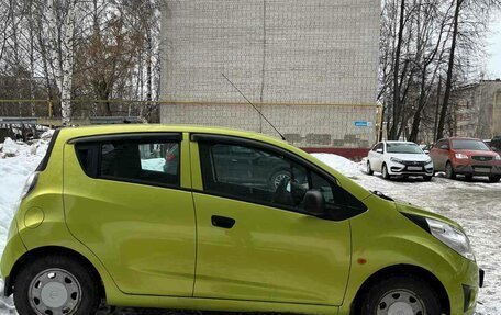 Chevrolet Spark III, 2012 год, 629 000 рублей, 2 фотография
