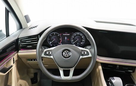 Volkswagen Touareg III, 2020 год, 6 890 000 рублей, 10 фотография