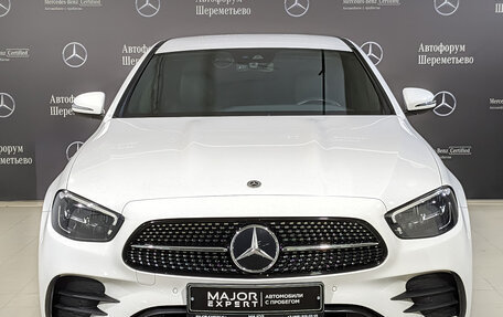 Mercedes-Benz E-Класс, 2021 год, 6 070 000 рублей, 2 фотография