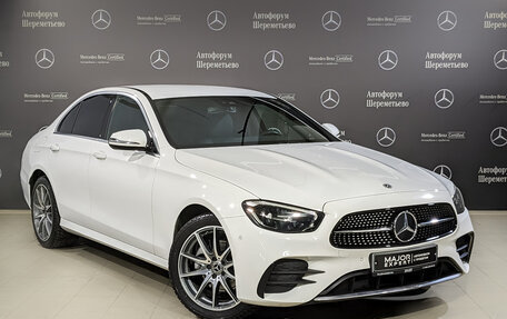 Mercedes-Benz E-Класс, 2021 год, 6 070 000 рублей, 3 фотография