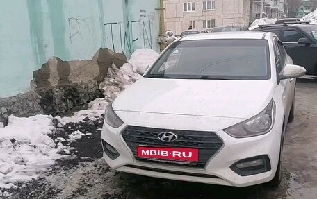 Hyundai Solaris II рестайлинг, 2018 год, 1 200 000 рублей, 2 фотография